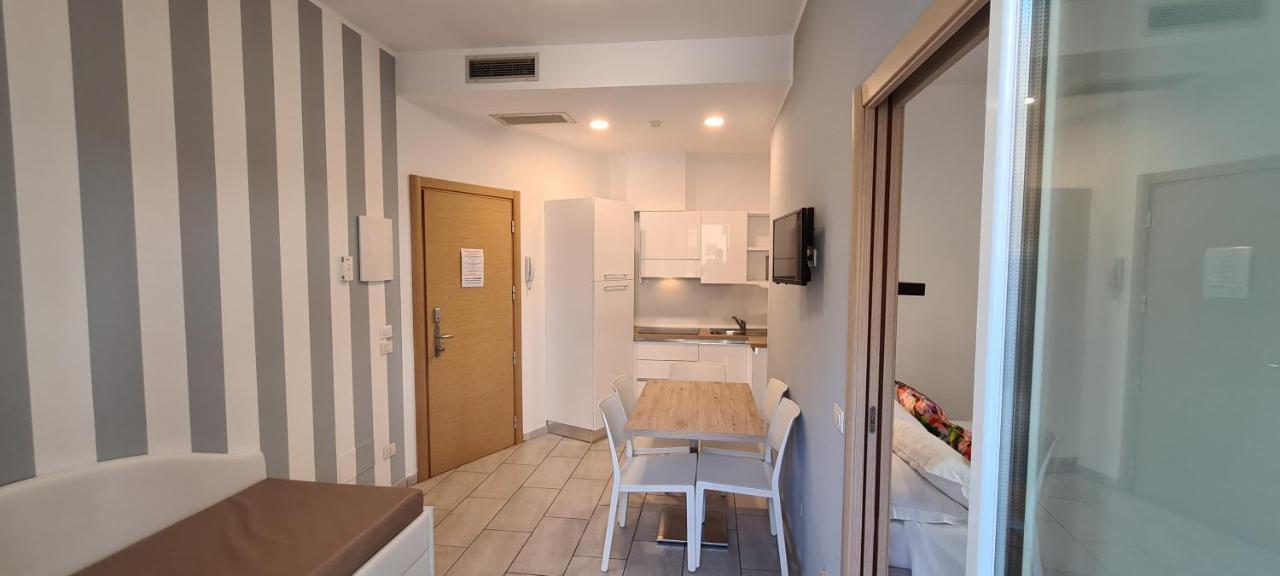 Rubino Apartments A 100Metri Dal Mare Ριτσόνε Εξωτερικό φωτογραφία