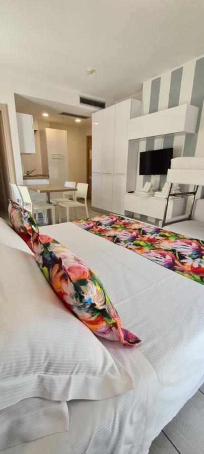 Rubino Apartments A 100Metri Dal Mare Ριτσόνε Εξωτερικό φωτογραφία