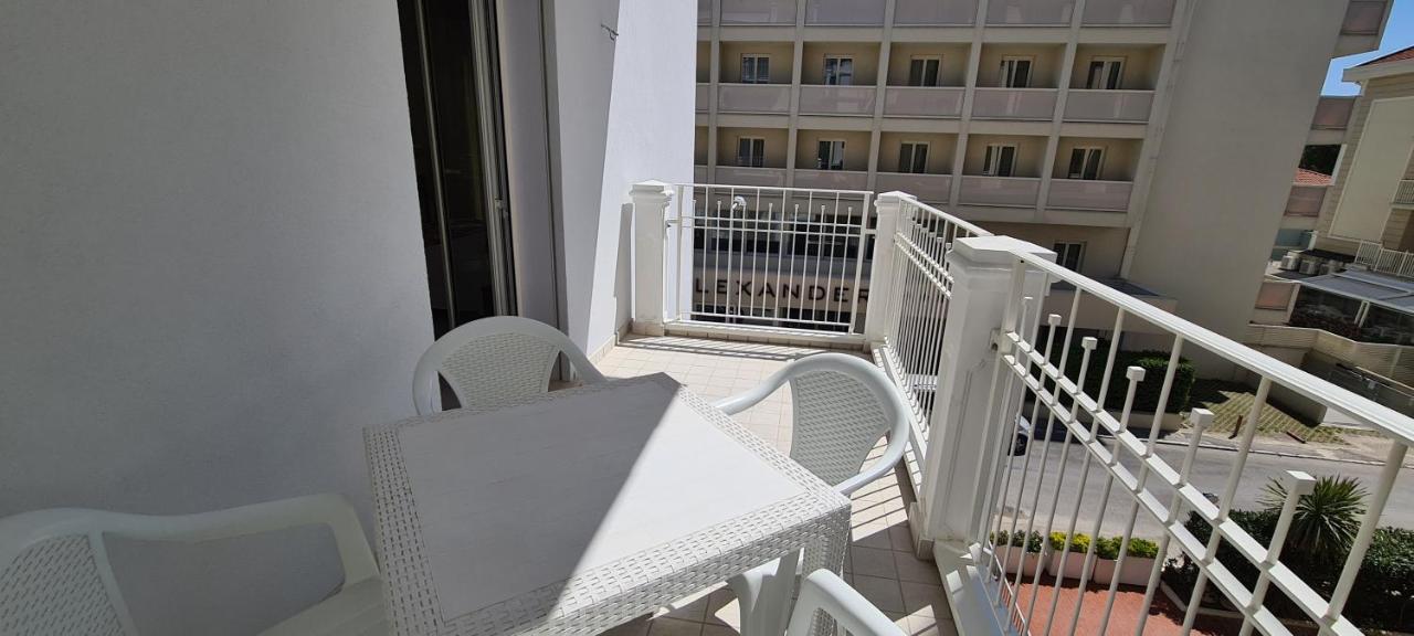 Rubino Apartments A 100Metri Dal Mare Ριτσόνε Εξωτερικό φωτογραφία