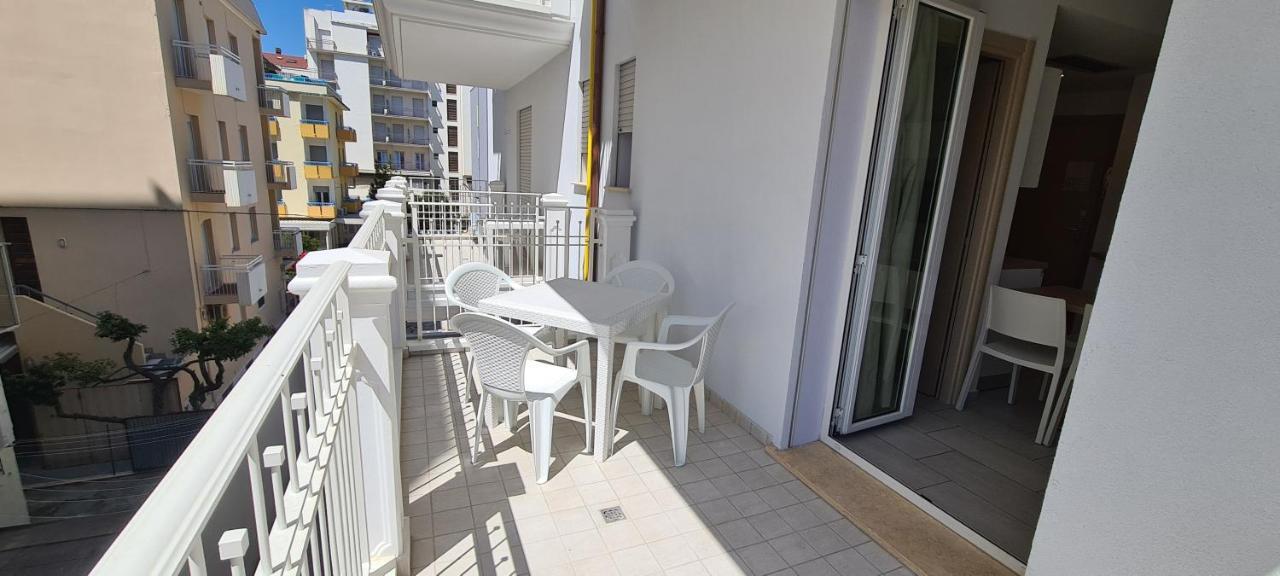 Rubino Apartments A 100Metri Dal Mare Ριτσόνε Εξωτερικό φωτογραφία